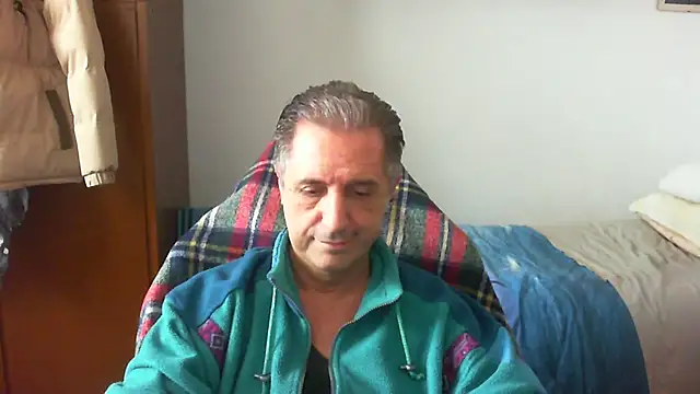 lliuk70mi online show from 03/06/26, 02:23