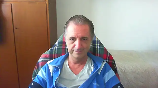 lliuk70mi online show from 05/13/26, 12:12