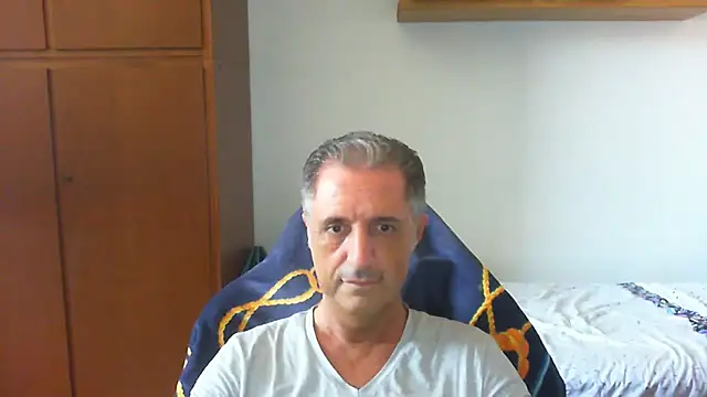 Snapshot of lliuk70mi chatting on 06/23/26, 12:36 lliuk70mi online show from 06/23/26, 12:36