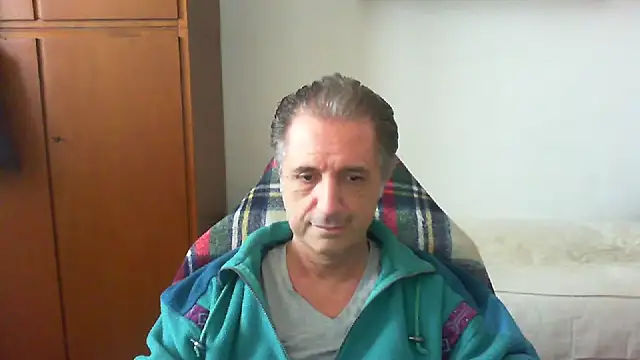 lliuk70mi online show from 04/23/26, 01:24