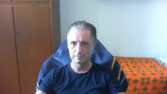 lliuk70mi online show from 05/25/26, 01:10