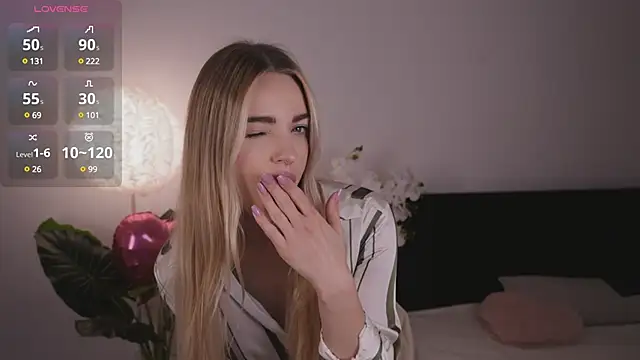 Nicole youthfull online show from 02/27/25, 09:36