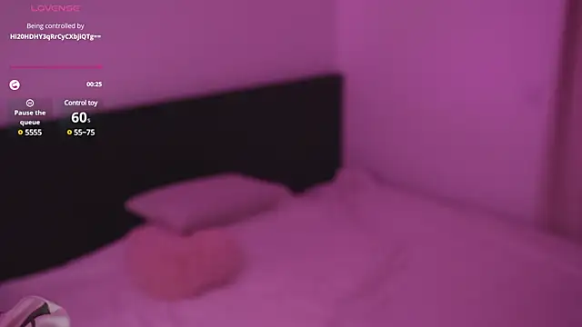 Nicole youthfull online show from 03/21/25, 09:45