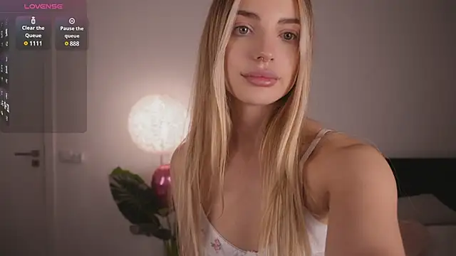 Nicole youthfull online show from 03/01/25, 01:11