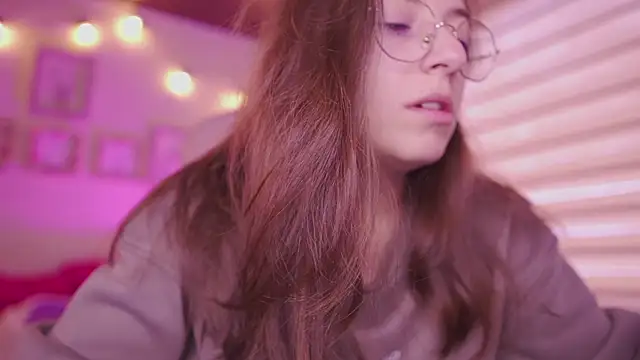 milly kenner online show from 03/16/26, 07:16