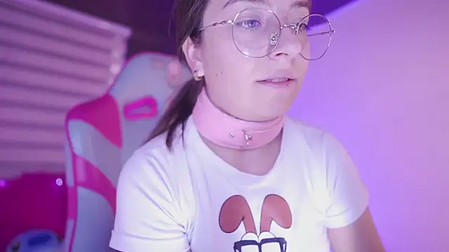 milly kenner online show from 09/23/25, 04:58