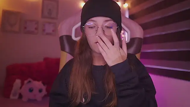 milly kenner online show from 03/07/25, 07:05