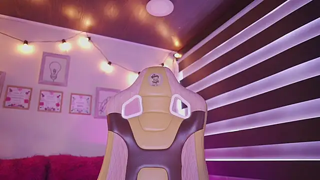 milly kenner online show from 09/26/25, 06:15