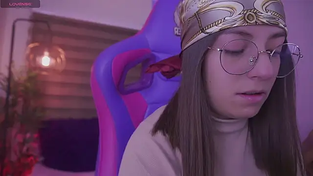 milly kenner online show from 11/21/25, 05:12