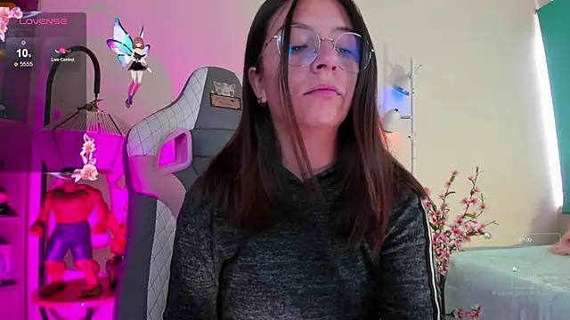 milly kenner online show from 11/28/25, 02:39