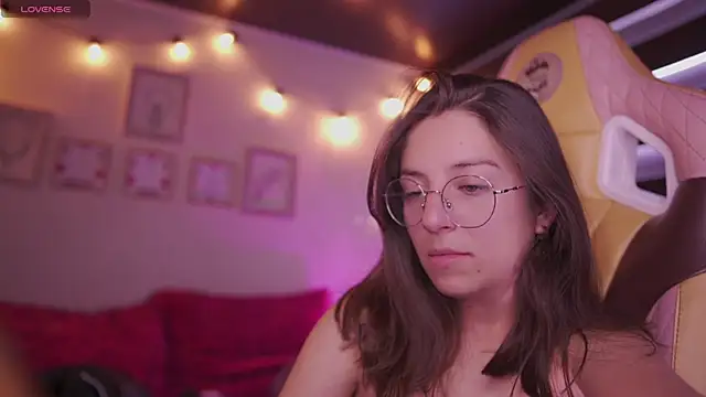 milly kenner online show from 12/01/25, 06:42