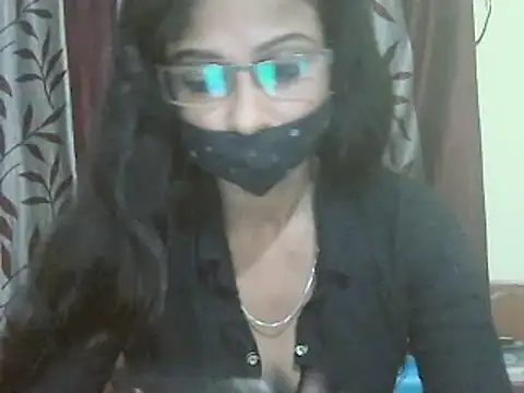 Snapshot of JENIFER_PUNE chatting on 02/10/25, 04:25 JENIFER PUNE online show from 02/10/25, 04:25
