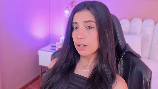 zia cooper online show from 03/12/26, 06:56