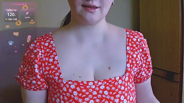 Snapshot of ChubbyMaia chatting on 03/13/25, 12:13 ChubbyMaia online show from 03/13/25, 12:13