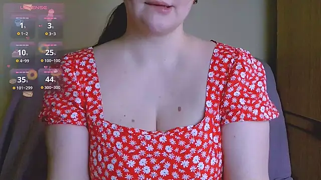 Snapshot of ChubbyMaia chatting on 02/16/25, 12:32 ChubbyMaia online show from 02/16/25, 12:32