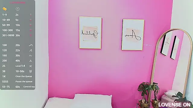 Snapshot of littleebonymommy chatting on 03/17/25, 07:58 littleebonymommy online show from 03/17/25, 07:58