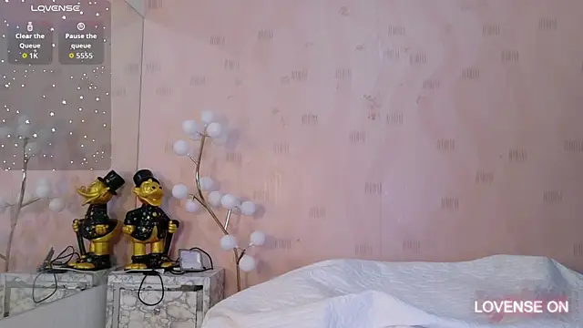 littleebonymommy online show from 03/24/26, 07:58