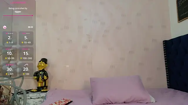 littleebonymommy online show from 02/18/26, 07:54