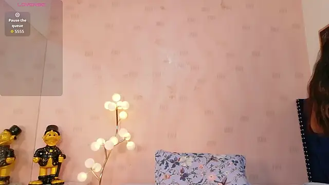 littleebonymommy online show from 03/27/26, 08:10