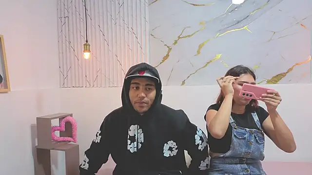 Annyeli online show from 11/22/25, 11:31