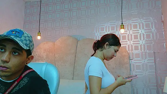 Annyeli online show from 11/06/25, 11:58