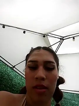 Snapshot of Annyeli chatting on 02/22/26, 03:13 Annyeli online show from 02/22/26, 03:13