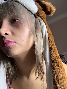 bigbabykiki online show from 11/22/25, 03:22