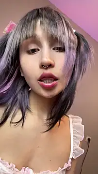 bigbabykiki online show from 04/10/26, 05:31