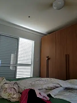 Branquinhasexy online show from 02/04/26, 12:22