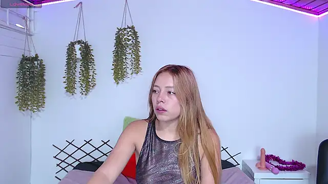 karla charloby online show from 09/29/25, 03:39