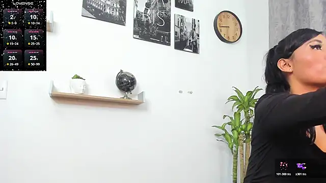 SophieBaker   online show from 01/11/26, 01:45