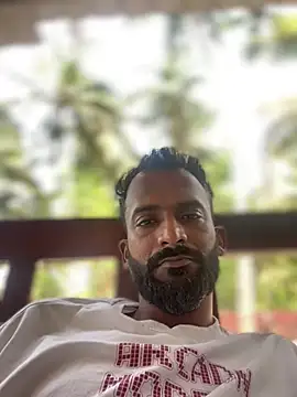 Snapshot of bigfatdick111 chatting on 02/25/26, 08:58 bigfatdick111 online show from 02/25/26, 08:58