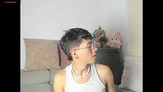 Justyn Ross online show from 07/09/26, 04:35