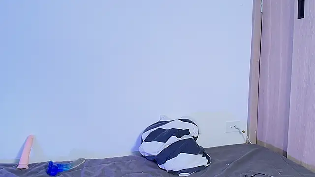 Justyn Ross online show from 09/27/25, 03:56