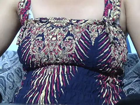 Snapshot of Thimiralagi chatting on 04/14/26, 04:45 Thimiralagi online show from 04/14/26, 04:45