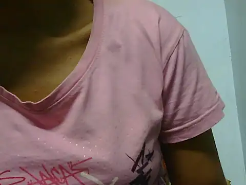 Snapshot of Thimiralagi chatting on 02/06/26, 03:19 Thimiralagi online show from 02/06/26, 03:19