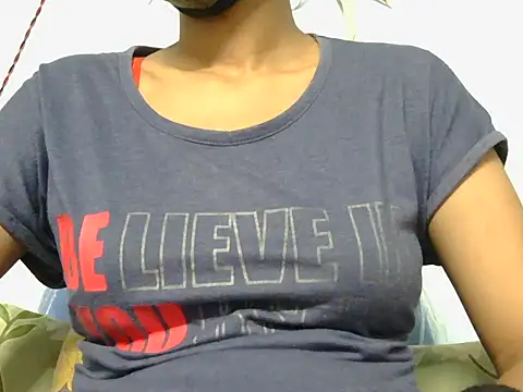 Snapshot of Thimiralagi chatting on 02/05/26, 07:26 Thimiralagi online show from 02/05/26, 07:26