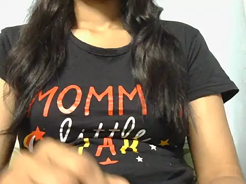 Snapshot of Thimiralagi chatting on 02/03/26, 02:33 Thimiralagi online show from 02/03/26, 02:33