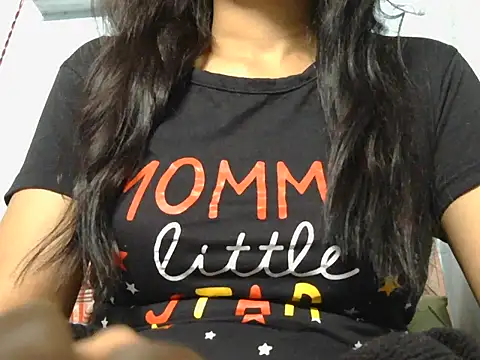 Snapshot of Thimiralagi chatting on 02/02/26, 04:39 Thimiralagi online show from 02/02/26, 04:39