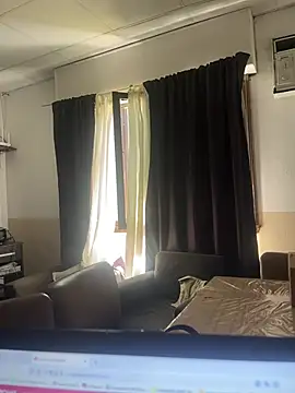 Popinasq online show from 02/17/26, 03:20