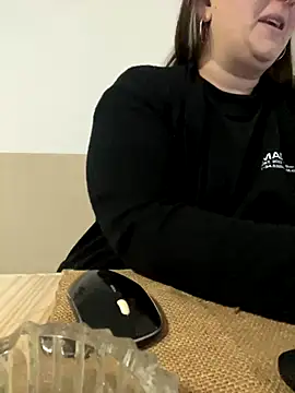 Popinasq online show from 11/06/25, 09:19