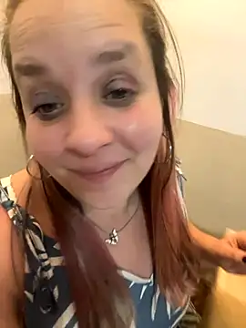 Popinasq online show from 11/08/25, 11:41