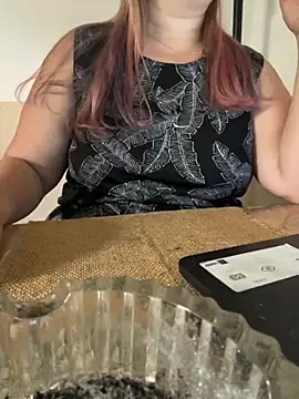 Popinasq online show from 11/28/25, 06:41