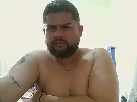 GABRIELGARCIA1313 online show from 02/14/26, 06:41