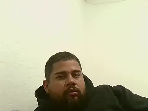 GABRIELGARCIA1313 online show from 02/05/26, 01:01