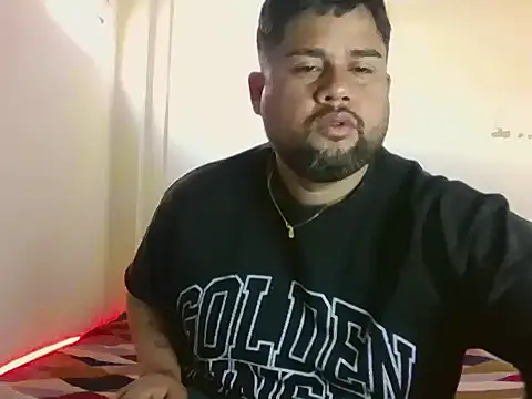 Snapshot of GABRIELGARCIA1313 chatting on 07/07/26, 03:26 GABRIELGARCIA1313 online show from 07/07/26, 03:26