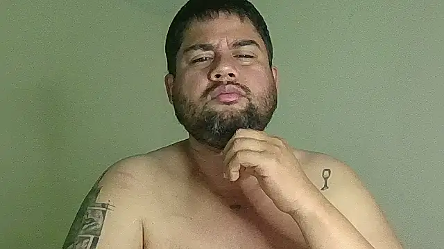 Snapshot of GABRIELGARCIA1313 chatting on 06/30/26, 06:30 GABRIELGARCIA1313 online show from 06/30/26, 06:30