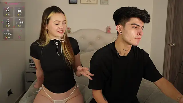 Snapshot of tommy_and_sophie chatting on 10/15/25, 03:42 tommy and sophie online show from 10/15/25, 03:42