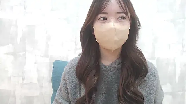 Snapshot of LOVE_MOMO_LOVE chatting on 12/05/24, 11:44 LOVE MOMO LOVE online show from 12/05/24, 11:44