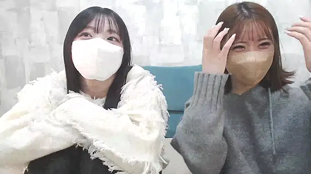 Snapshot of LOVE_MOMO_LOVE chatting on 01/09/25, 11:36 LOVE MOMO LOVE online show from 01/09/25, 11:36